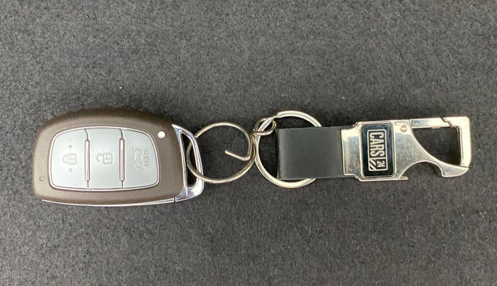 2019 Hyundai Elite i20 1.2  ASTA (O) CVT, Petrol, Automatic, 24,929 km, Key Close Up