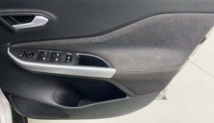 2021 Nissan MAGNITE XV PREMIUM TURBO CVT, Petrol, Automatic, 12,964 km, Driver Side Door Panels Control