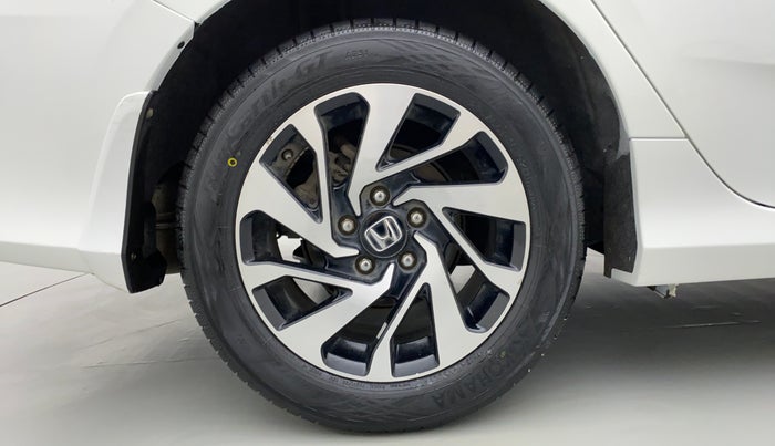 2019 Honda Civic VX DIESEL, Diesel, Manual, 81,646 km, Right Rear Wheel