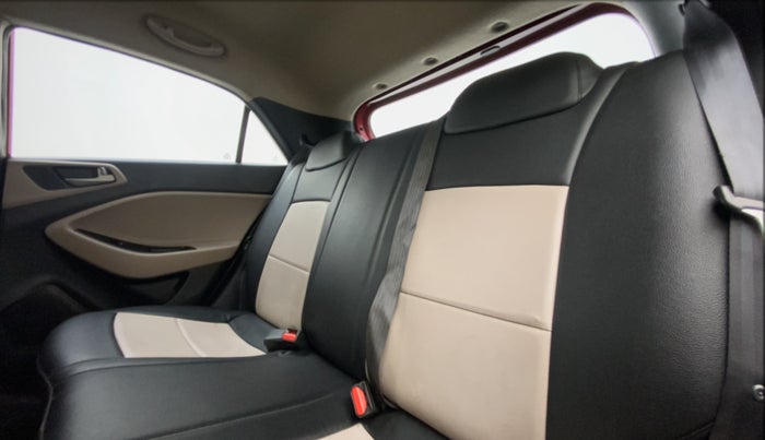 2015 Hyundai Elite i20 MAGNA 1.2, Petrol, Manual, 78,528 km, Right Side Rear Door Cabin