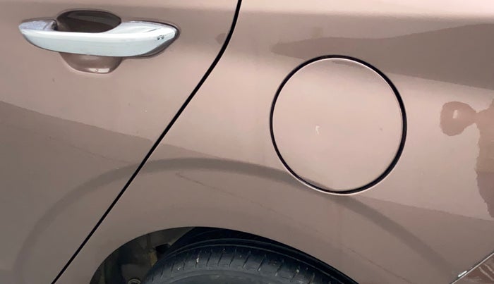 2020 Hyundai AURA SX 1.2 (O), Petrol, Manual, 35,860 km, Left quarter panel - Minor scratches