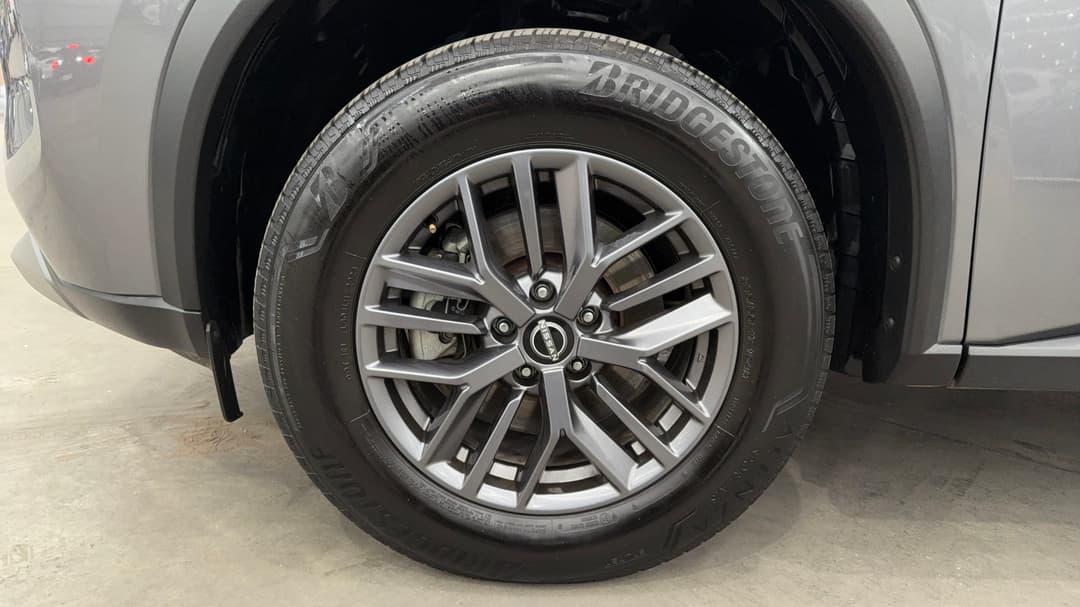 2024 Nissan X-trail St (4WD) 7 Seat, Automatic, 57830 km, Left Front Wheel