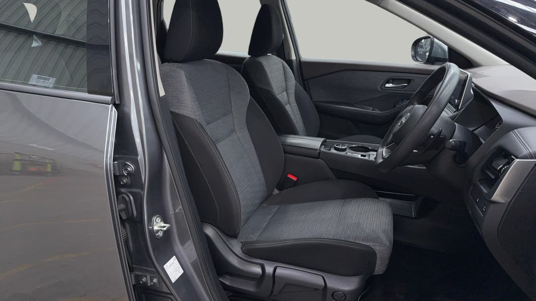 2024 Nissan X-trail St (4WD) 7 Seat, Automatic, 57830 km, Right Side Front Door Cabin View