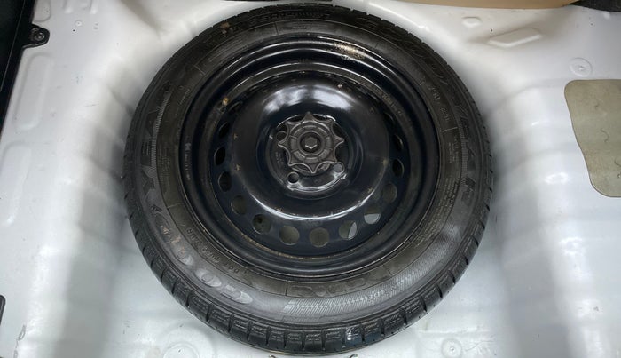 2019 Hyundai Grand i10 MAGNA 1.2 KAPPA VTVT, Petrol, Manual, 32,717 km, Spare Tyre
