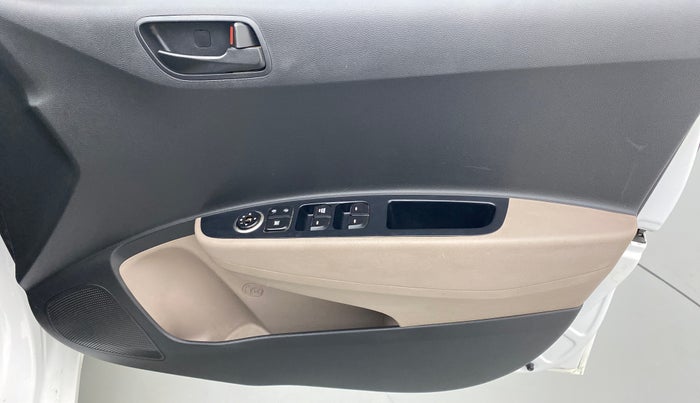 2019 Hyundai Grand i10 MAGNA 1.2 KAPPA VTVT, Petrol, Manual, 32,717 km, Driver Side Door Panels Control