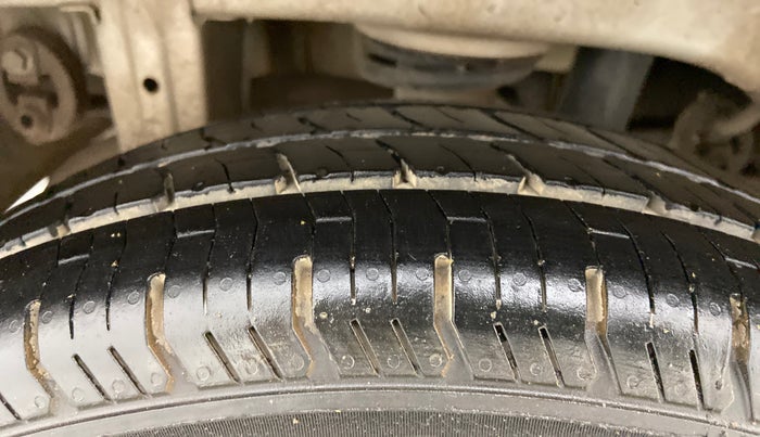 2018 Maruti Alto 800 LXI O, Petrol, Manual, 48,542 km, Right Rear Tyre Tread