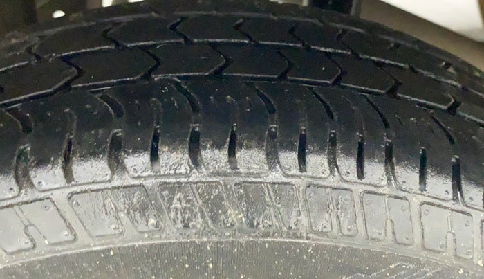 2018 Maruti Alto K10 VXI, CNG, Manual, 35,849 km, Right Rear Tyre Tread