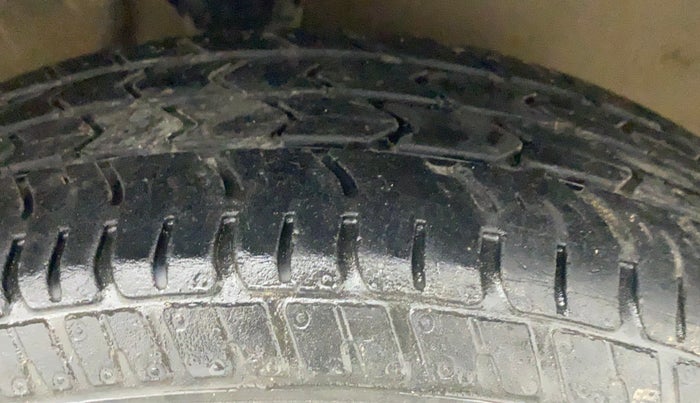 2018 Maruti Alto K10 VXI, CNG, Manual, 35,849 km, Right Front Tyre Tread