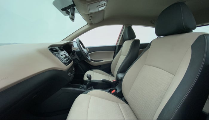 2017 Hyundai Elite i20 SPORTZ 1.2, Petrol, Manual, 29,524 km, Right Side Front Door Cabin