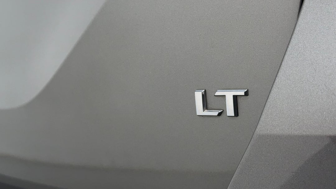 Badge (Boot Right Side)