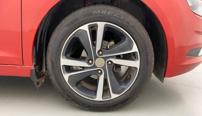 2020 Tata ALTROZ XZ PETROL, Petrol, Manual, 74,916 km, Right Front Wheel
