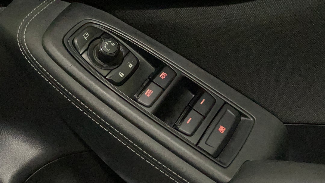 2019 Subaru Forester 2.5i-l (awd), Automatic, 90298 km, Drivers Side Door Panel Controls