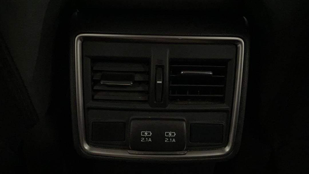 2019 Subaru Forester 2.5i-l (awd), Automatic, 90298 km, Rear A/C Vent