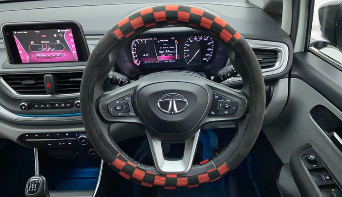 2020 Tata ALTROZ XZ 1.2, Petrol, Manual, 14,826 km, Steering Wheel Close Up