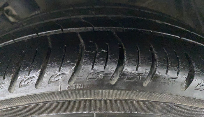 2020 Tata ALTROZ XZ 1.2, Petrol, Manual, 14,826 km, Left Front Tyre Tread