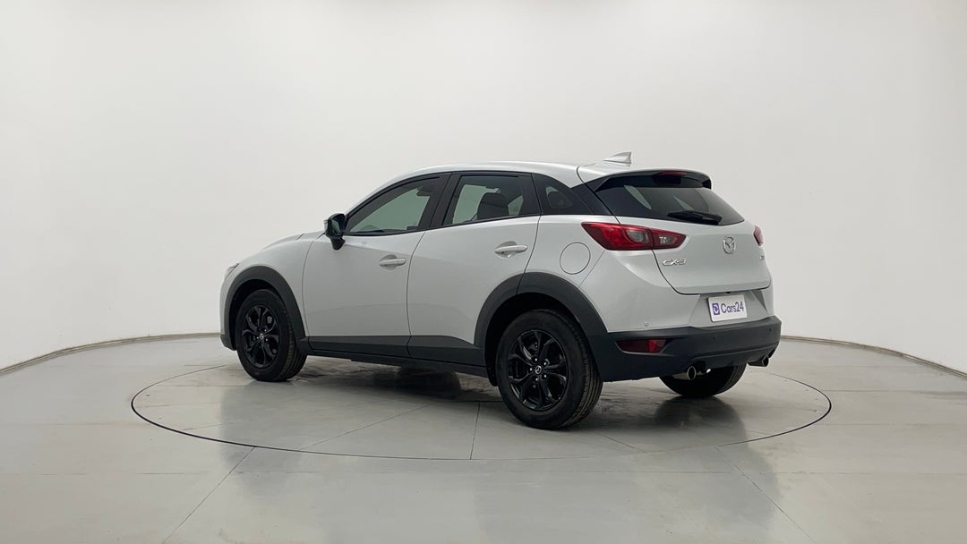 Left Back Diagonal (45- Degree) View