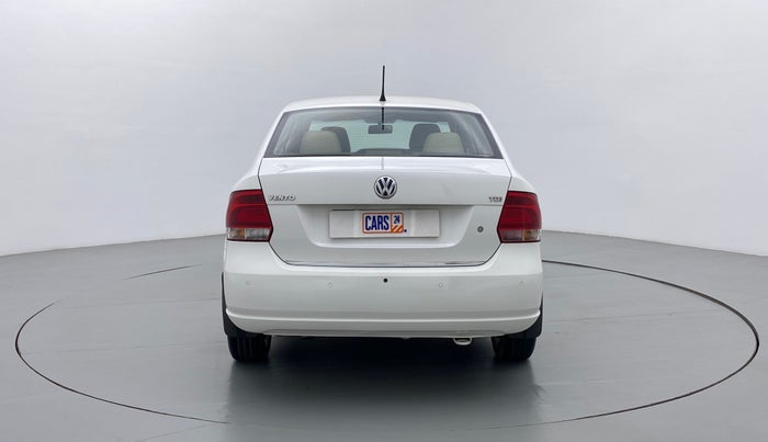 2014 Volkswagen Vento HIGHLINE DIESEL, Diesel, Manual, 1,05,831 km, Back/Rear