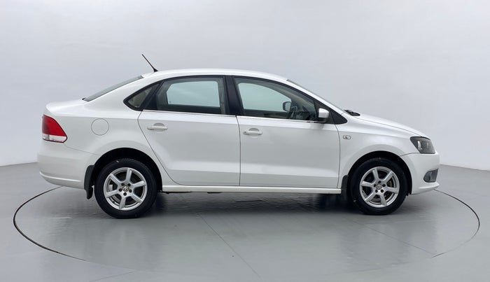 2014 Volkswagen Vento HIGHLINE DIESEL, Diesel, Manual, 1,05,831 km, Right Side View