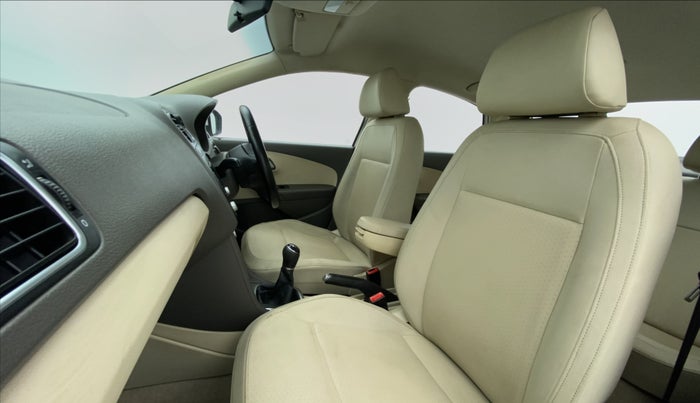 2014 Volkswagen Vento HIGHLINE DIESEL, Diesel, Manual, 1,05,831 km, Right Side Front Door Cabin