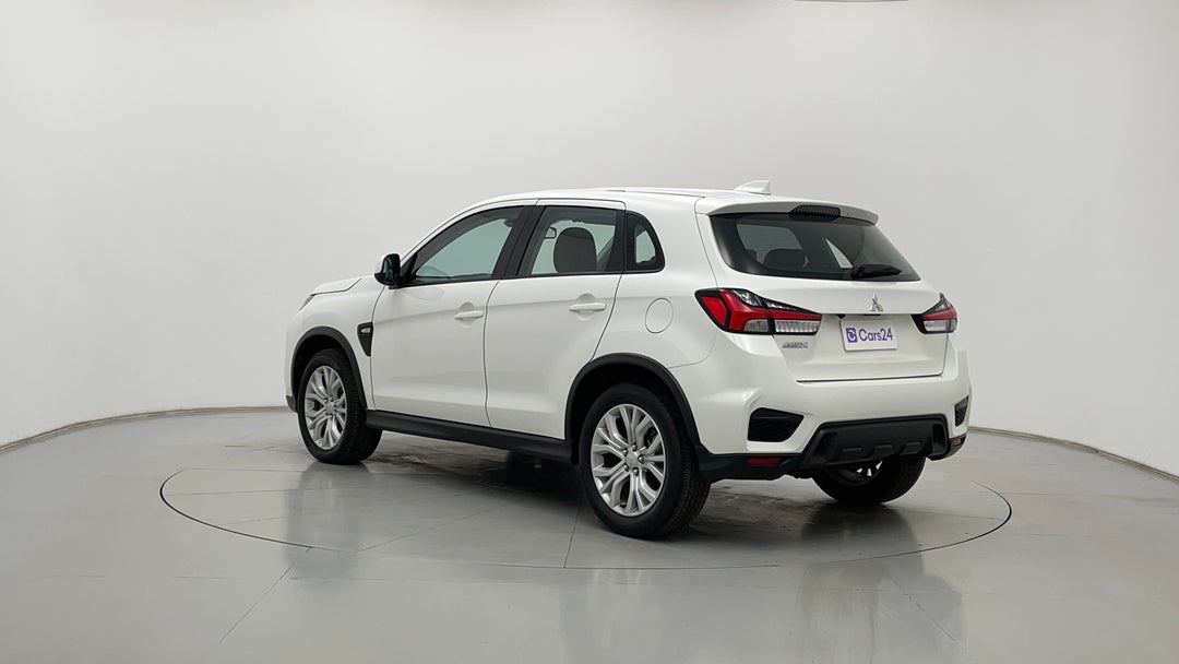 Left Back Diagonal (45- Degree) View