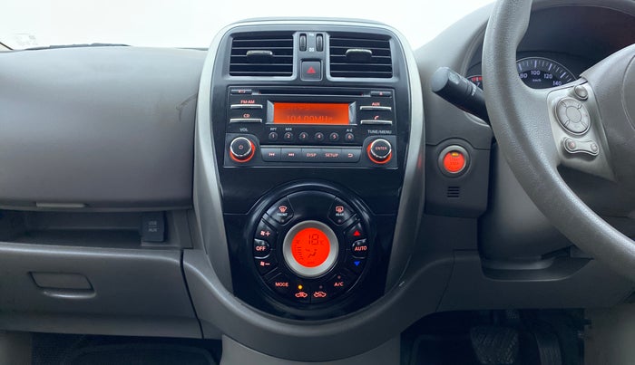 2014 Nissan Micra XV CVT, Petrol, Automatic, 49,470 km, Air Conditioner