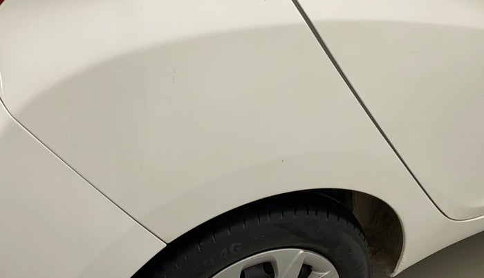 2015 Hyundai Eon MAGNA +, Petrol, Manual, 53,812 km, Right quarter panel - Minor scratches