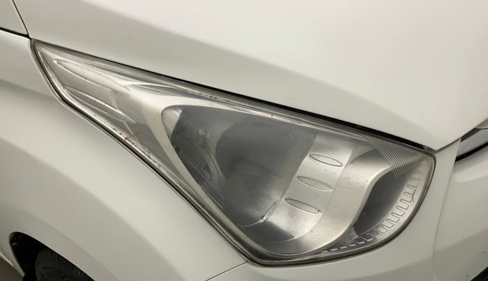 2015 Hyundai Eon MAGNA +, Petrol, Manual, 53,812 km, Right headlight - Faded