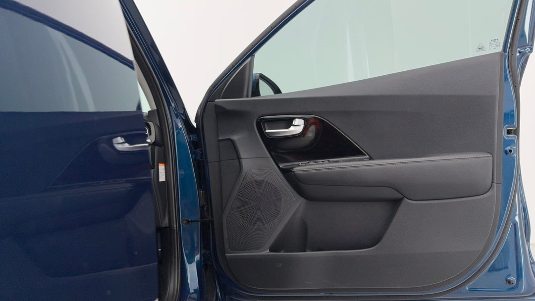 2021 Kia Niro Hev Sport (hybrid), Automatic, 85101 km, Speaker View