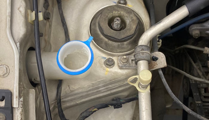 2015 Maruti Alto 800 LXI, Petrol, Manual, 1,17,562 km, Front windshield - Wiper bottle cap missing