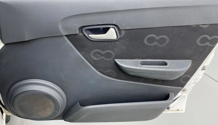 2015 Maruti Alto 800 LXI, Petrol, Manual, 1,17,562 km, Driver Side Door Panels Control