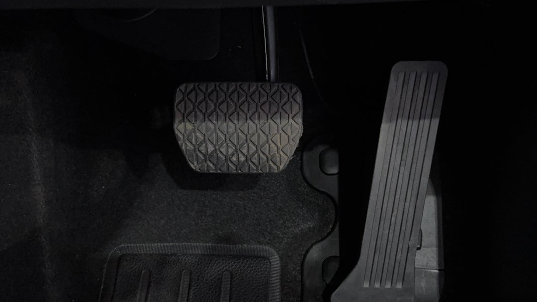 Pedals and Footmat