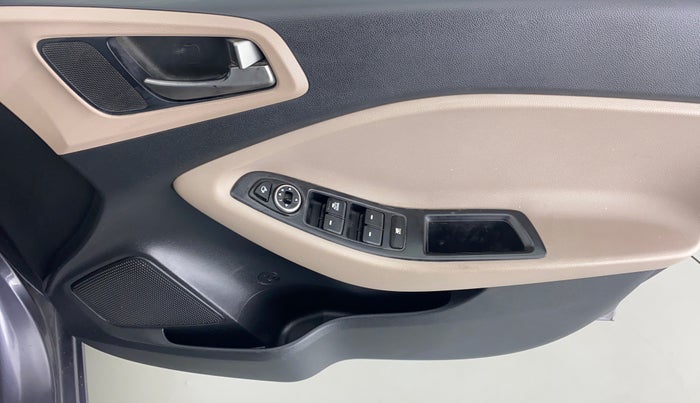 2016 Hyundai Elite i20 SPORTZ 1.2, Petrol, Manual, 36,870 km, Driver Side Door Panels Control