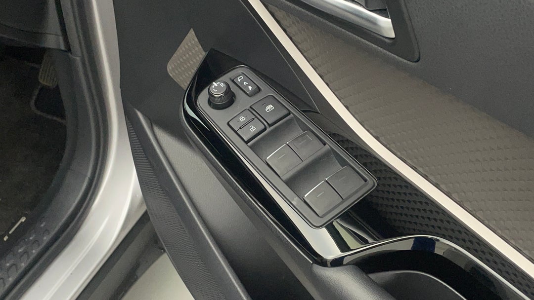 Drivers Side Door Panel Controls