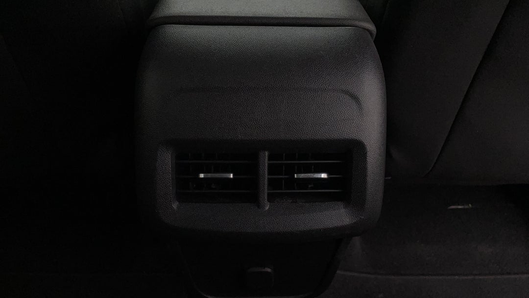 Rear A/C Vent