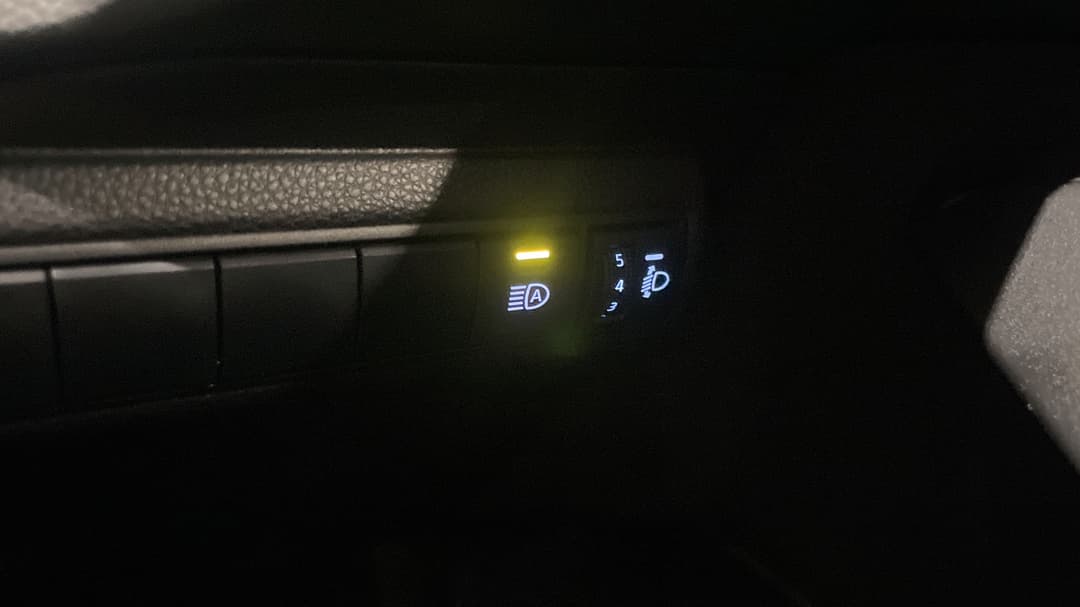 2021 Toyota Corolla Ascent Sport, Automatic, 47695 km, Utility Switches/Buttons