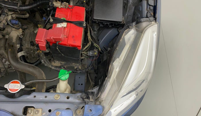 2017 Maruti Baleno DELTA PETROL 1.2, Petrol, Manual, 85,274 km, Left headlight - Clamp has minor damage