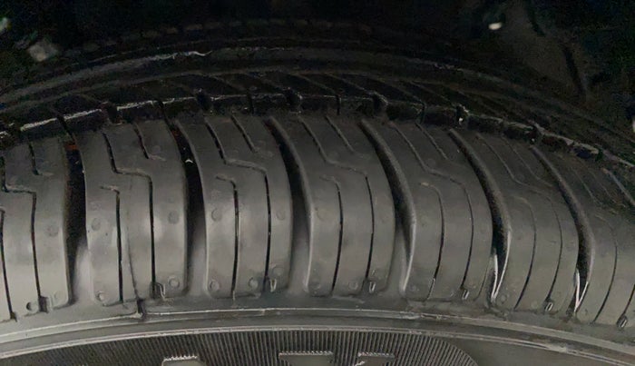 2014 Maruti Celerio VXI AMT, Petrol, Automatic, 41,935 km, Left Rear Tyre Tread