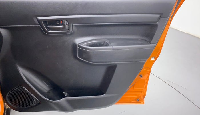 2019 Maruti S PRESSO VXI, Petrol, Manual, 23,545 km, Driver Side Door Panels Control