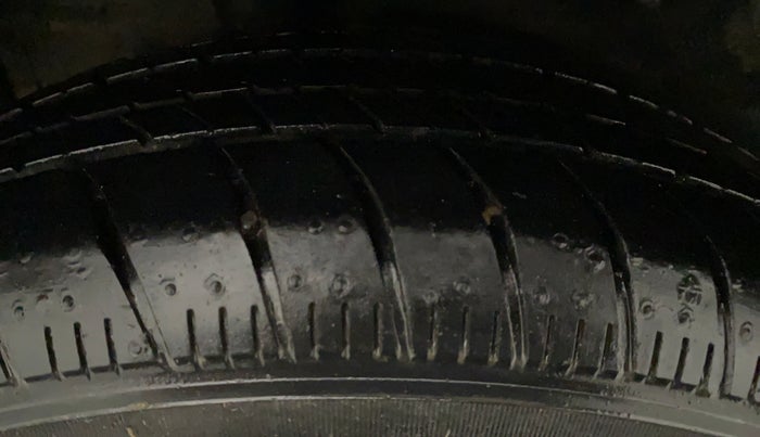 2018 Maruti Celerio X ZXI AMT, CNG, Automatic, 1,01,581 km, Left Rear Tyre Tread