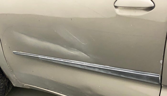 2016 Datsun Redi Go S, Petrol, Manual, 58,107 km, Front passenger door - Slightly dented