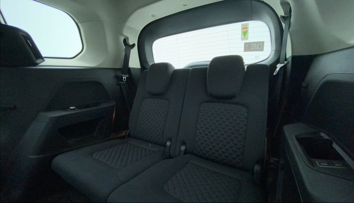 2022 Tata Safari XT PLUS, Diesel, Manual, 39,740 km, Third Seat Row ( optional )