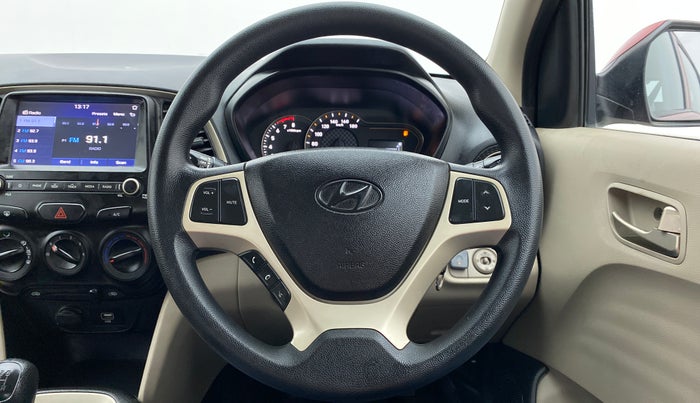 2019 Hyundai NEW SANTRO 1.1 SPORTZ MT CNG, CNG, Manual, 21,352 km, Steering Wheel Close Up