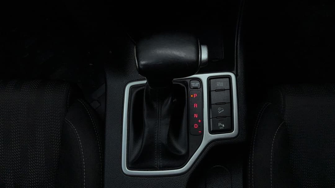 2018 Kia Sportage Si (FWD), Automatic, 84606 km, Gear Lever 