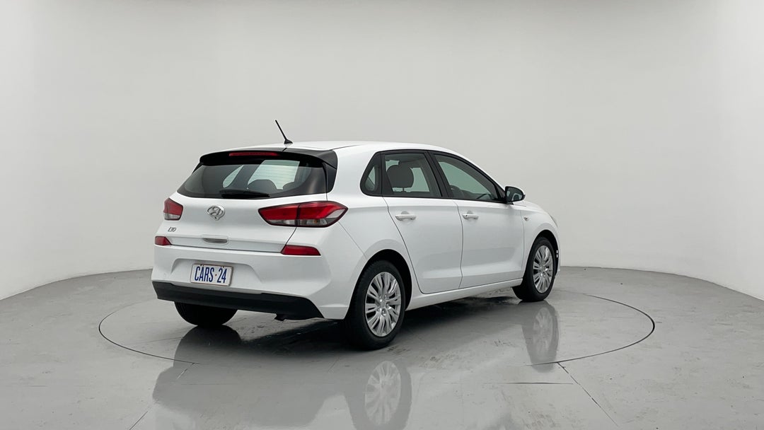 Right Back Diagonal (45- Degree) View