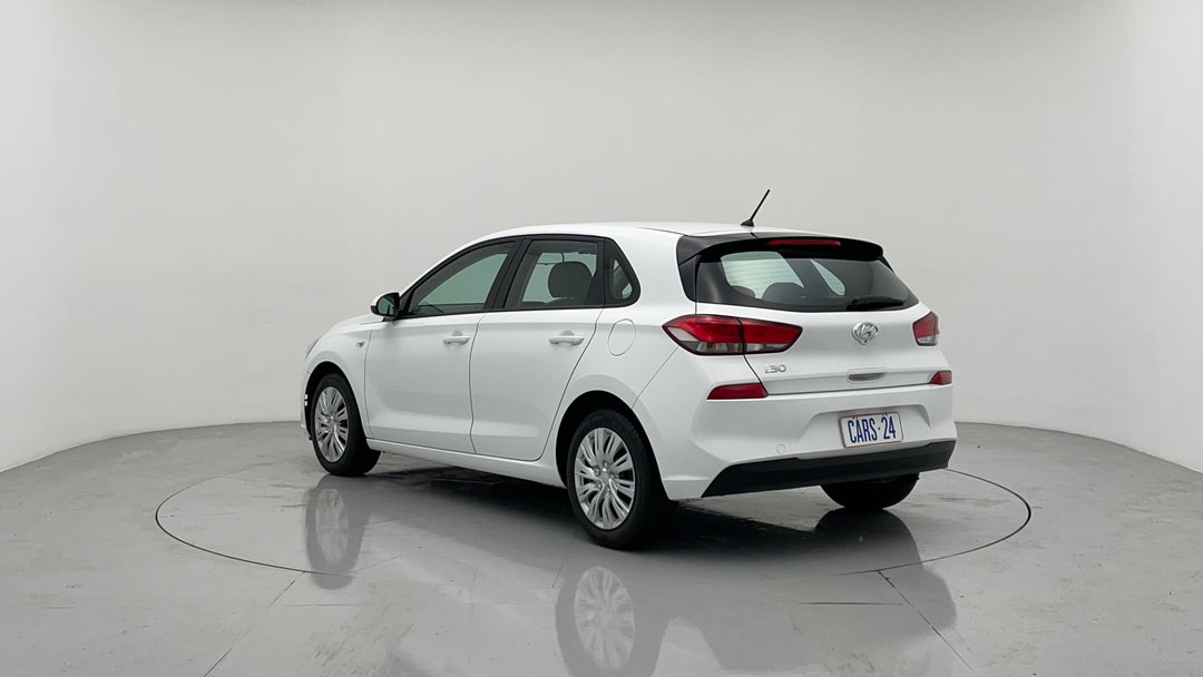 Left Back Diagonal (45- Degree) View