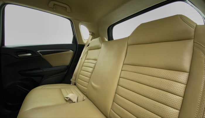 2015 Honda Jazz 1.2 V MT, Petrol, Manual, 81,198 km, Right Side Rear Door Cabin