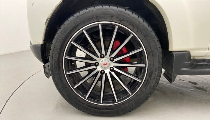 2020 Mahindra Scorpio S9, Diesel, Manual, 41,925 km, Left Front Wheel
