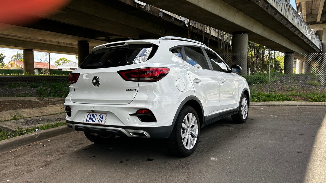 Right Back Diagonal (45- Degree) View