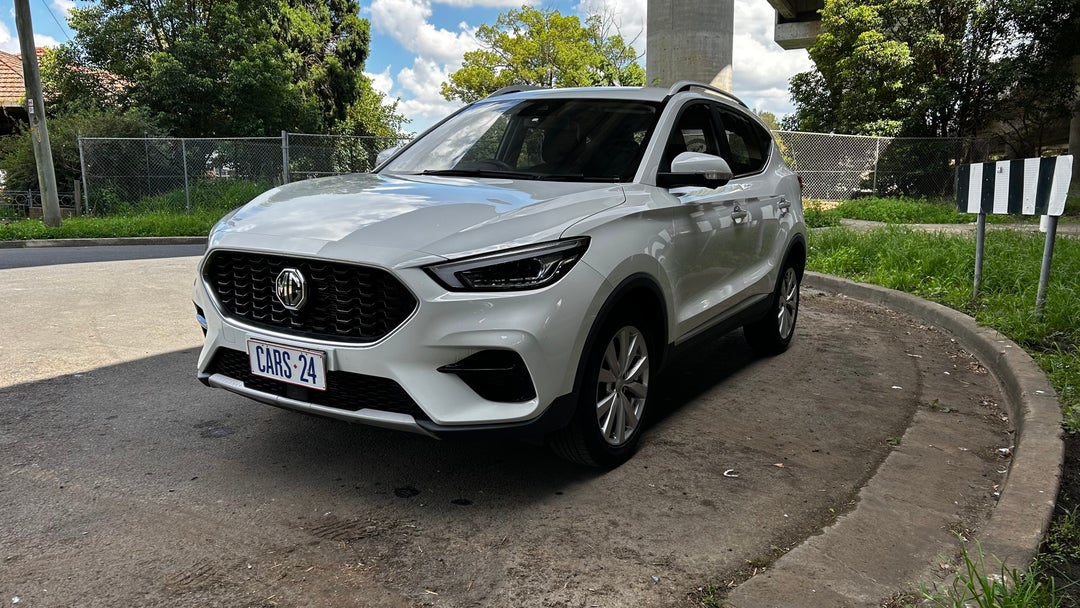 Left Front Diagonal (45- Degree) View