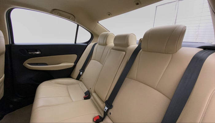 2021 Honda City 1.5L I-VTEC ZX CVT, Petrol, Automatic, 22,500 km, Right Side Rear Door Cabin